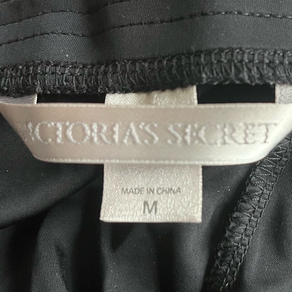 Victoria Secret Chemise/Slip Black Size-Medium - Picture 9 of 16